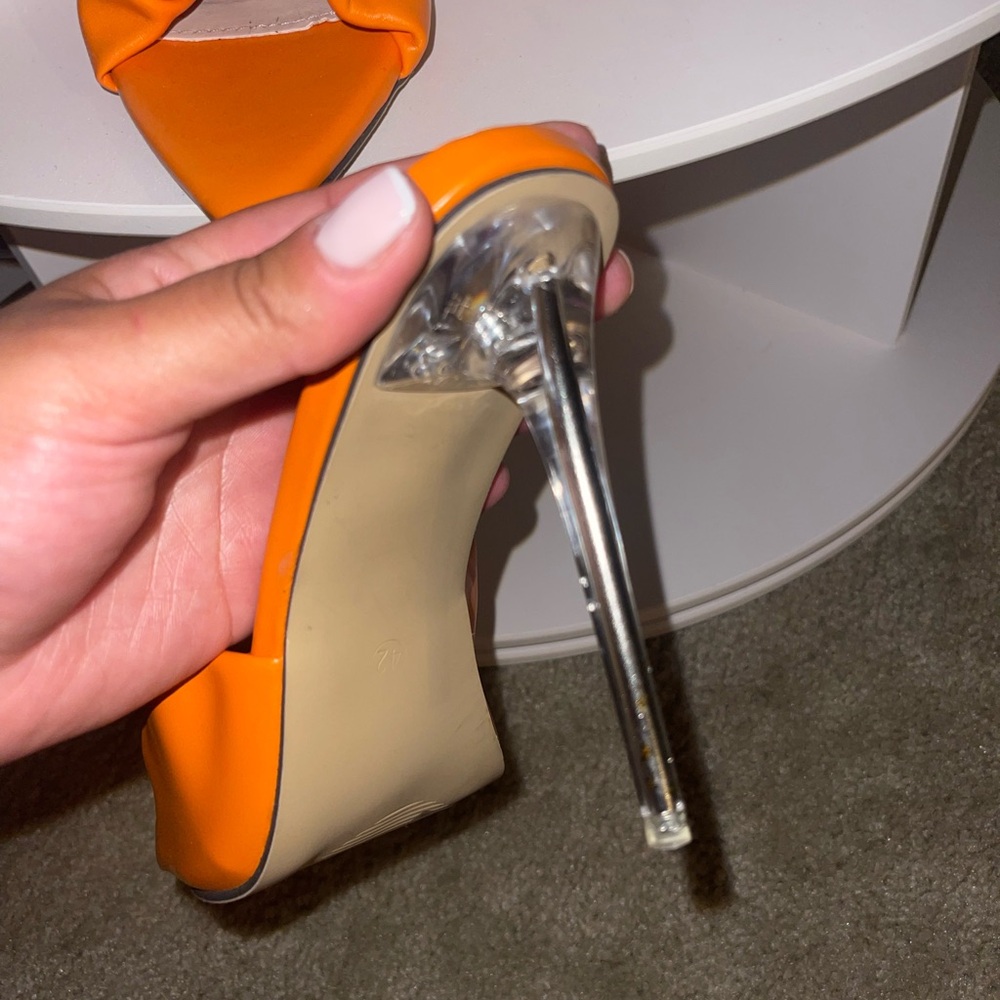 Women’s SHEIN Heels - Picture 5 of 5